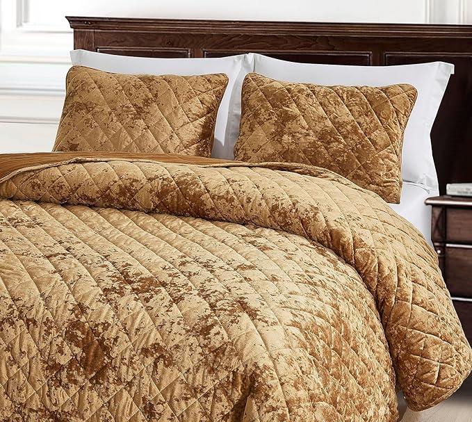Chezmoi Collection Lux Caramel Gold Velvet Quilt Oversized King Set, 3-Piece Plush Distressed Velvet Bedding All Season Lightweight Comforter Brushed Microfiber Reverse with Diamond Stitch Quilting