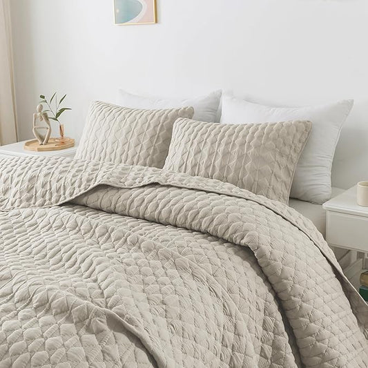 WDCOZY Light Beige Quilts Queen Size Bedding Set with 2 Pillow Shams, Lightweight Soft Full Bedspread Coverlet, Thin Comforter Bed Cover for All Season, 3 Pieces, 90x90 inches