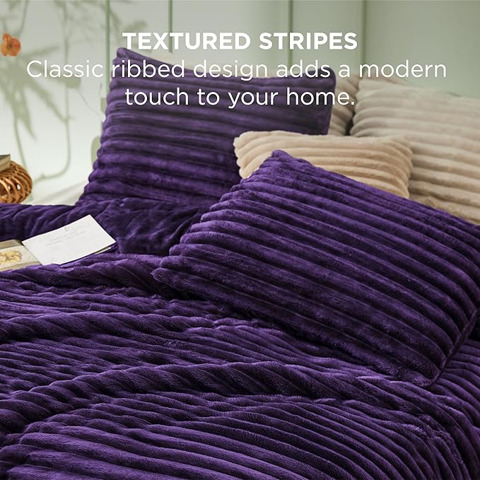 Bedsure King Comforter - GentleSoft™ 3 Pieces Double-Side Fleece Fluffy Purple Comforter Set, Cozy Striped Room Decor Aesthetic, Luxury King Size Bedding with 2 Pillowcases, 104x90 Inches