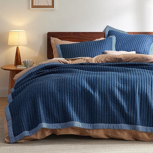 Bedsure Navy Quilts Queen Size - Queen Quilt Bedding Set Bedspread Coverlet, Lightweight Corduroy Pattern Bedspread, 3-Piece Set with 90"x96" Coverlet & 2 Pillow Shams, All-Season Soft Microfiber