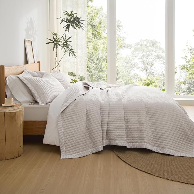 Bedsure California King Quilt - Cal King Summer Bedding Set Bedspread Coverlet, Lightweight Corduroy Pattern Bedspread, 3-Piece Set with 111"x106" Coverlet & 2 Pillow Shams, All-Season Soft Microfiber