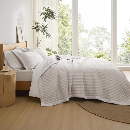 Bedsure California King Quilt - Cal King Summer Bedding Set Bedspread Coverlet, Lightweight Corduroy Pattern Bedspread, 3-Piece Set with 111"x106" Coverlet & 2 Pillow Shams, All-Season Soft Microfiber