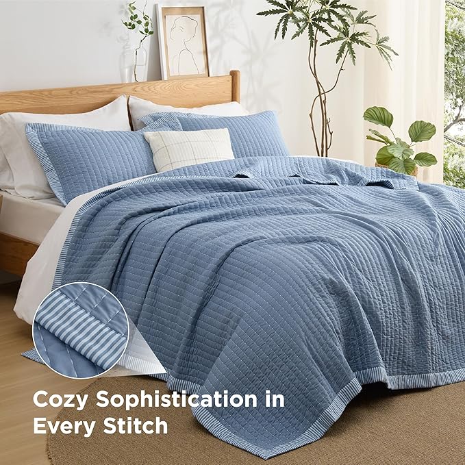 Bedsure Blue Quilts Queen Size - Queen Quilt Bedding Set Bedspread Coverlet, Lightweight Corduroy Pattern Bedspread, 3-Piece Set with 90"x96" Coverlet & 2 Pillow Shams, All-Season Soft Microfiber