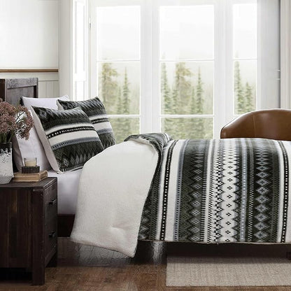 Eddie Bauer - Twin Comforter Set, Reversible Plush Bedding with Matching Sham, Dorm Essentials, Oeko-Tex Certified (Shelton Fair Isle Green)