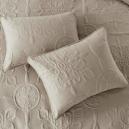 B2EVER Beige Damask Quilt Queen Size Bedding Sets with 2 Pillow Shams, Boho Bedspread Lightweight Soft Farmhouse Vintage Bohemian Coverlet Retro Jacquard Pattern Bed Cover for All Season, 3 Pieces