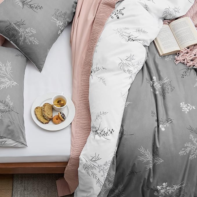 Bedsure Duvet Cover Queen Size - Reversible Floral Duvet Cover Set with Zipper Closure, 3 Pieces Grey Bedding Set with 8 Corner Ties and 2 Pillowcases 20"x26"