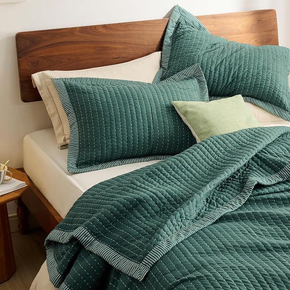 Bedsure Dark Green Quilts Queen Size - Queen Quilt Bedding Set Bedspread Coverlet, Lightweight Corduroy Pattern Bedspread, 3-Piece Set with 90"x96" Coverlet & 2 Pillow Shams, All-Season Soft