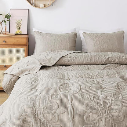B2EVER Beige Damask Quilt Queen Size Bedding Sets with 2 Pillow Shams, Boho Bedspread Lightweight Soft Farmhouse Vintage Bohemian Coverlet Retro Jacquard Pattern Bed Cover for All Season, 3 Pieces