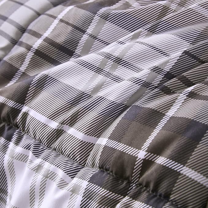 Madison Park Essentials Parkston Plaid Comforter, Matching Sham, 3M Scotchguard Stain Release Cover, Hypoallergenic All Season Bedding-Set, Full/Queen, Brown, 3 Piece