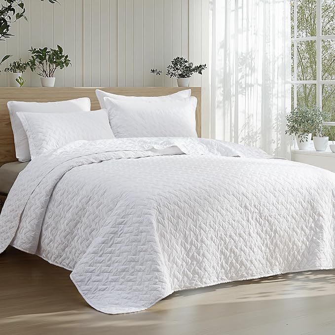 Bedsure Quilts Full Size - Lightweight Bedspreads Full Size with Basket Weave Pattern, Soft Quilt Bedding Set, White Comforter Set Coverlet for All Seasons with 2 Pillow Shams (84" x 90") | Skin-Friendly Soft, All-Season Comfort, Breathable, Lightweigh...
