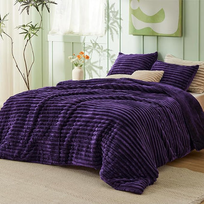 Bedsure Twin/Twin XL Size Comforter - GentleSoft™ 2 Pieces Double-Side Fleece Fluffy Purple Comforter Set, Cozy Striped Room Decor Aesthetic Luxury Twin Bedding Sets, 1 Pillowcase, 68x88 Inches