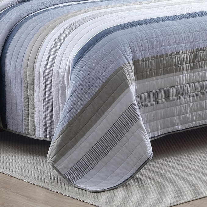 Nautica - Queen Quilt Set, Soft & Breathable Cotton Bedding with Medium Weight Feel, Reversible 3 Piece Bed Set with Matching Pillowcases (Galewood Blue)