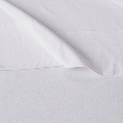 Amazon Basics Breathable, Stretchy 100% Cotton Jersey 3-Piece Bed Sheet Set, Includes Flat and Fitted Sheets, Pillowcase, Twin, White