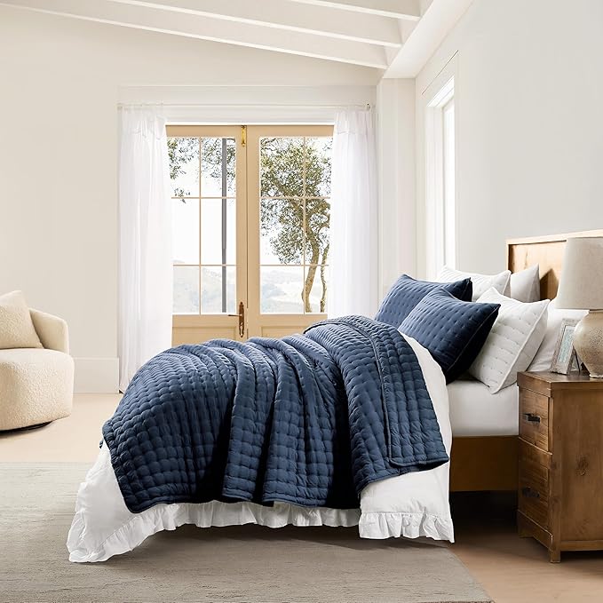 WDCOZY Navy Blue King Size Quilt Bedding Sets with Pillow Shams, Lightweight Soft Bedspread Coverlet, Quilted Blanket Thin Comforter Bed Cover, All Season Summer Spring, 3 Pieces, 104x90 inches