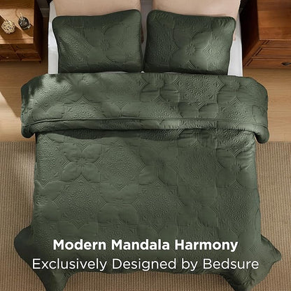 Bedsure Quilts Queen Size - Olive Green Bedspread Queen Size & Lightweight Comforter, Modern Coverlet with Mandala Pattern, Ultra Soft All-Season Bedding, 90 x 96 Inches | Stitch-Free Quilting, Ultra Soft, Lightweight, Machine Washable, Pet-Friendly