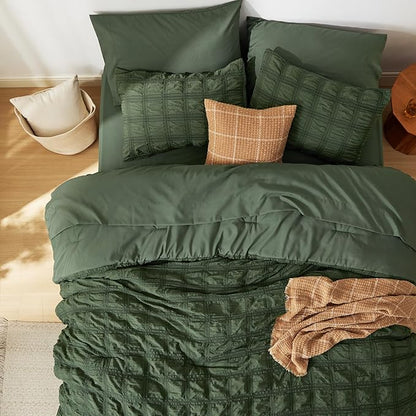Bedsure Bed in a Bag Full - 7 Pieces Plaid Seersucker Bedding Comforter Sets, Soft Lightweight Olive Green Boho Bed Set with Comforters Full Size, Sheets, Pillowcases & Shams