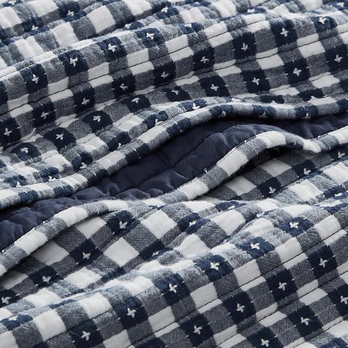 Levtex Home - Camden Gingham Stitch Navy Quilt Set - King Quilt (106x92in) and 2 King Shams (20x36in) - Textured Gingham - Navy and White - Reversible - Cotton | Textured