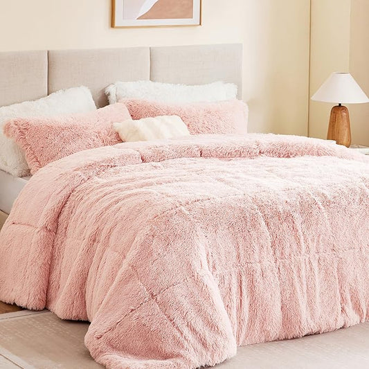 Intelligent Design Malea Shaggy Comforter Set, Long Faux Fur Cozy Down Alternative, Modern Casual Ultra Soft All Season Fluffy Bedding with Matching Sham, Twin/Twin XL, Blush 2 Piece