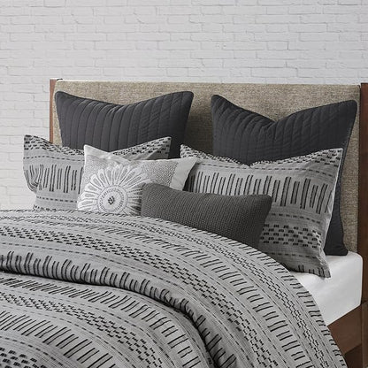 INK+IVY Luxurious Cotton-Bedding Set - Mid Century Trendy Geometric Design, All Season Cozy-Cover With Matching-Shams, Full/Queen, Rhea Jacquard Grey/Black