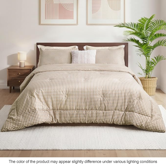 Queen Comforter Set, Modern Plaid Checkered Bedding, Tan Gingham Brown Grid Bed Comforter, Soft Fluffy Breathable Farmhouse Dorm Bedding, All Seasons 3 Piece Set | Gingham
