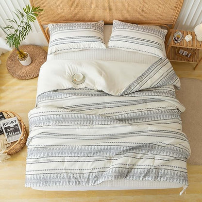COTTEBED Western Comforter Set Queen Beige Ultra Soft Lightweight Microfiber Bohemian Chic Aztec Comforter 1 Down Comforter Set & 2 Pillowsham for All Season Use,Boho Comforter Set Queen