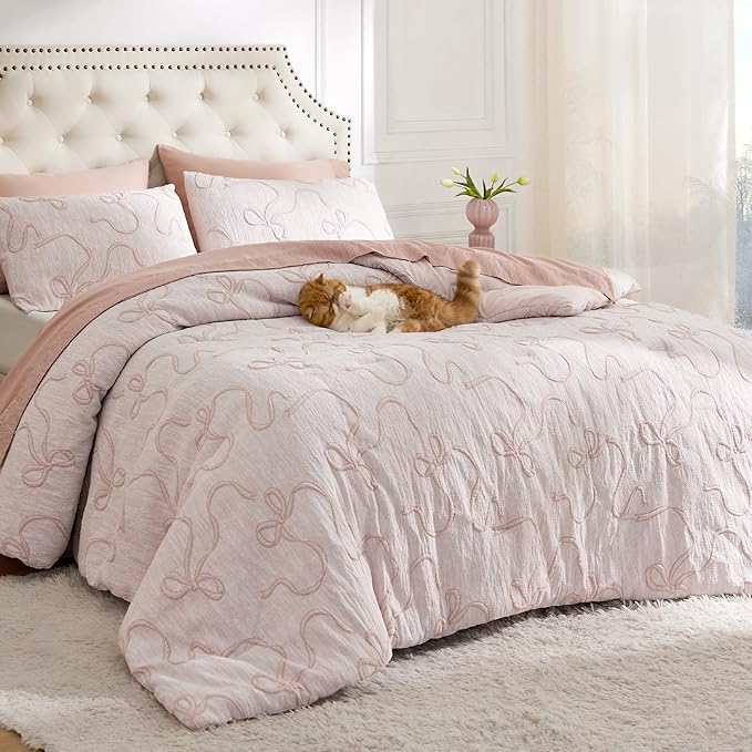 Bedsure Pink King Size Comforter Set, GentleSoft™ 3 Pieces Breathable Bow Comforter Set Women with 2 Pillow Shams, Cute King Bedding Set Pink Room Decor Aesthetic Bedroom Decor, 104x90 Inches