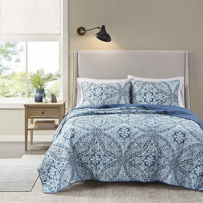 Comfort Spaces Reversible Quilt Set-Vermicelli Stitching Design All Season, Lightweight, Coverlet Bedspread Bedding, Matching Shams, Full/Queen (90 in x 90 in), Gloria Damask Aqua 3 Piece