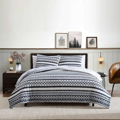 Eddie Bauer - Full/Queen Comforter Set, Reversible Plush Bedding with Matching Shams, Super Soft Luxurious Bedding Set, Oeko-Tex Certified (Shelton Fair Isle Navy, Full/Queen)
