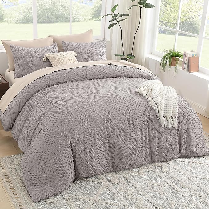 Litanika King Size Comforter Set Milk Grey, 3 Pieces Cream Tufted Boho Farmhouse Bedding Comforter Sets, Lightweight Fluffy Comforter Bed Set for All Season (104x90In Comforter and 2 Pillowcases)