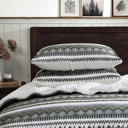 Eddie Bauer - Twin Comforter Set, Reversible Plush Bedding with Matching Sham, Dorm Essentials, Oeko-Tex Certified (Shelton Fair Isle Green)