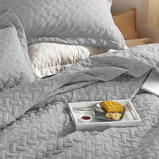 Bedsure California King Quilts - Lightweight Bedspreads Cal King Size with Basket Weave Pattern, Soft Quilt Bedding Set, Light Grey Comforter Set Coverlet with 2 Pillow Shams (111" x 106") | Skin-Friendly Soft, All-Season Comfort, Breathable, Lightweig...