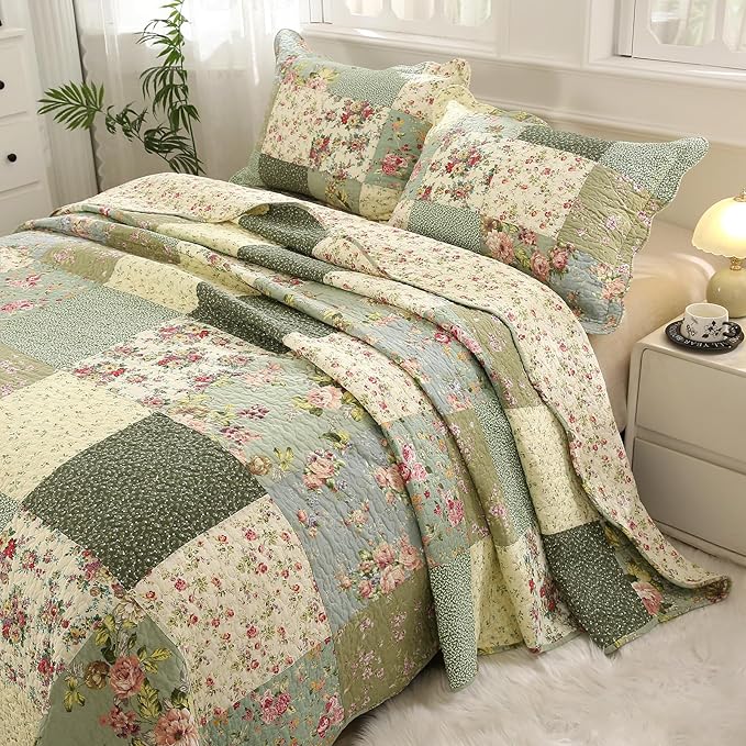 vctops Boho Patchwork Cotton Quilted Bedspread Quilt Set Twin Size 2 Pieces Soft Reversible Lightweight Coverlet Set Floral Print 1 Quilt and 1 Pillow Sham (Green D,Twin)
