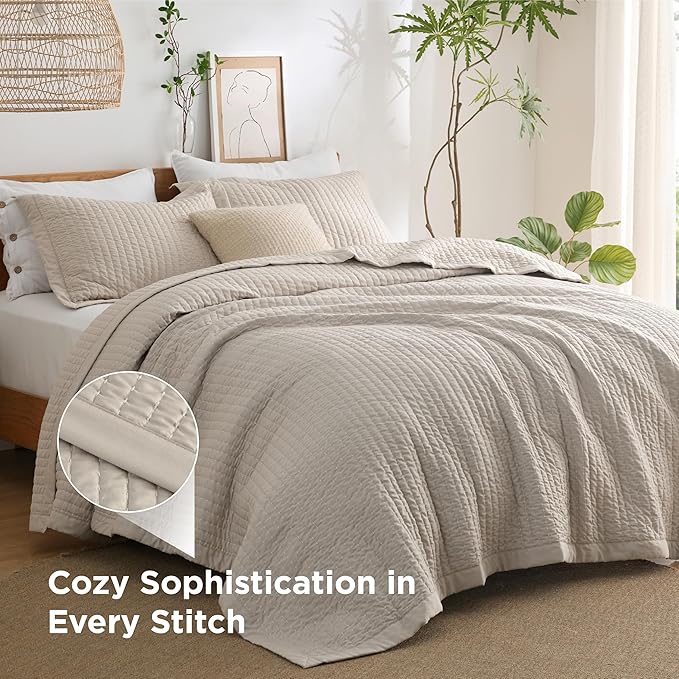 Bedsure Quilts Queen Size - Queen Quilt Bedding Set Bedspread Coverlet for Farmhouse Bedroom Decor, Lightweight Bedspread, 3-Piece Set with 90"x96" Coverlet & 2 Pillow Shams, All-Season Soft Comforter