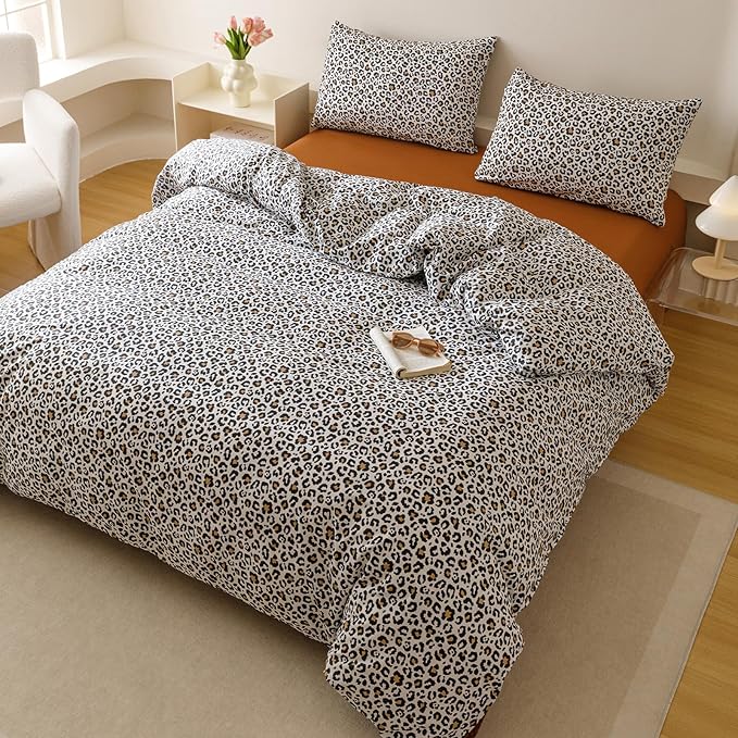 CLOTHKNOW Black Leopard Print Comforter Set Twin Black Brown Bedding Sets Soft Boho Cheetah Print Bedding Sets with 2 x Pillow Cases