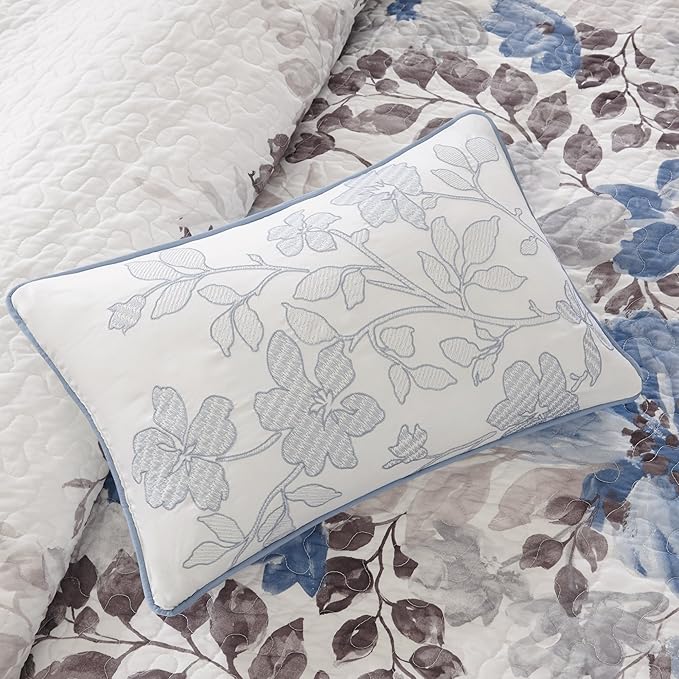 Madison Park Luna Quilt Modern Classic Design All Season, Breathable Coverlet Lightweight Bedding Set, Matching Shams, Decorative Pillow, Full/Queen(90"x90"), Floral Blue 6 Piece