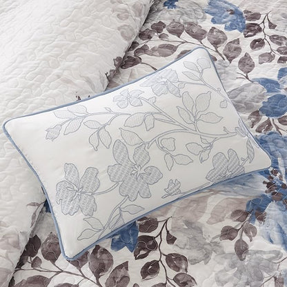 Madison Park Luna Quilt Modern Classic Design All Season, Breathable Coverlet Lightweight Bedding Set, Matching Shams, Decorative Pillow, Full/Queen(90"x90"), Floral Blue 6 Piece