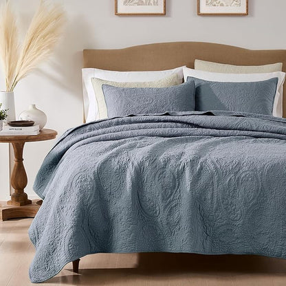 palassio Blue Paisley 100% Cotton Quilt California Cal King Size Bedding Sets with 2 Pillow Shams, Oversized Boho Floral Farmhouse Vintage Soft Bedspread Shabby Chic Coverlet for All Season, 3 Pieces