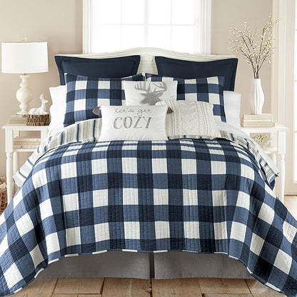 Levtex Home - Camden Quilt Set -Twin/Twin XL Quilt (68 x 86 in.) + One Standard Pillow Sham (26 x 20 in.) - Buffalo Check in Navy and Cream - Reversible Pattern - Cotton