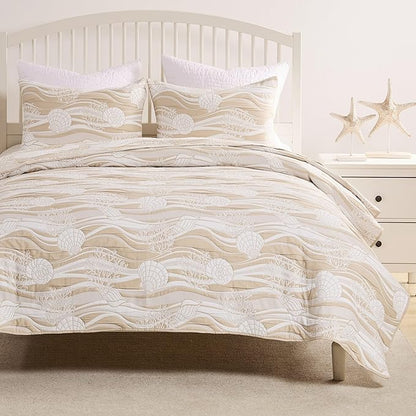 Greenland Home Coastal Paradise Reversible Matelassé Coverlet Set, 2-Piece Twin/XL, Dover Natural