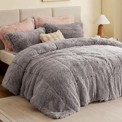 Intelligent Design Malea Shaggy Comforter Set, Long Faux Fur Cozy Down Alternative, Modern Casual Ultra Soft All Season Fluffy Bedding with Matching Sham, Twin/Twin XL, Grey 2 Piece