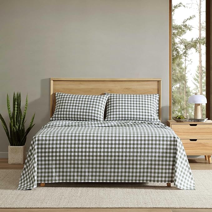 Eddie Bauer - King Sheet Set, Crisp & Cooling Sheets w/a Naturally Smooth Cotton Percale Lightweight Feel - Matching Pillowcases & Deep Pocket Fitted Sheet (Preston Check Green)
