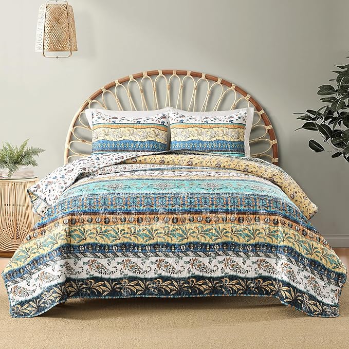 Boho Style King Quilt Set Yellow Bohemian Floral Strip Quilt Beddding Set, Soft and Lightweight Bedspread for All Season, Oversize King Bed Coverlet with 2 Matching Pillow Shams (3 Pieces)