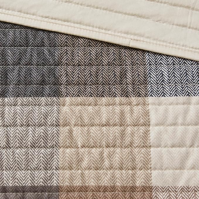 Madison Park Reversible Quilt Cabin Lifestyle Plaid Design - All Season, Breathable Coverlet Bedspread Bedding Set, Matching Shams, King/Cal King(104"x92"), Neutral 6 Piece