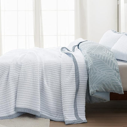 Bedsure White Quilt King Size - Lightweight Soft Quilt Bedding Set for All Seasons, Bedspreads & Coverlets, Corduroy Pattern Quilt Set, 3 Pieces, 1 Quilt (106"x96") and 2 Pillow Shams (20"x36"+2")