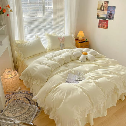 MOOWOO Chic Ruffle Lace Polyester Duvet Cover Set -Girl Yellow Bedding-3 Piece Queen Duvet Cover with Zipper Closure -Ultra Soft and Light Weight(Light Yellow, Queen)