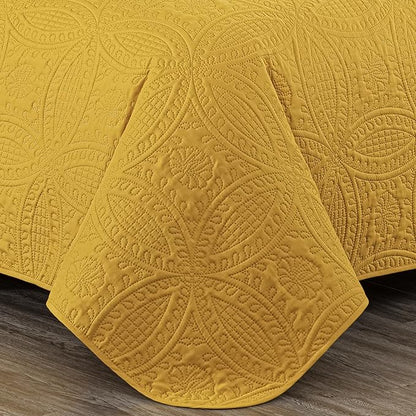 Chezmoi Collection Austin Queen Bedspread Set 3-Piece Pinsonic Quilted Oversized Bedspread Coverlet Set, Queen, Mustard | Oversized, Lightweight, Fade Resistant