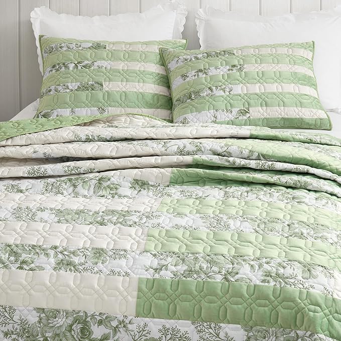 Wonderful Sage Green Patchwork Spring Quilt King - Real Stitched Cotton Velvet Microfiber Mixed Bedding - 3-Piece Piano Key Splicing Floral Bedspread - Lightweight Geometric Quilted Coverlet | Breathable Material, Soft Touch, Wrinkle-Resistant, Machine...
