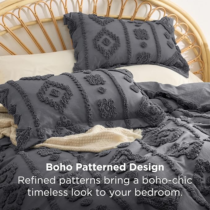 Bedsure Boho Tufted Grey Comforter Set Queen Size, GentleSoft™ 3 Pieces Boho Farmhouse Decor Bedding, Exquisite Shabby Chic Bedding for All Seasons, 1 Bed Comforter, 2 Pillow Shams, 90x90 Inches