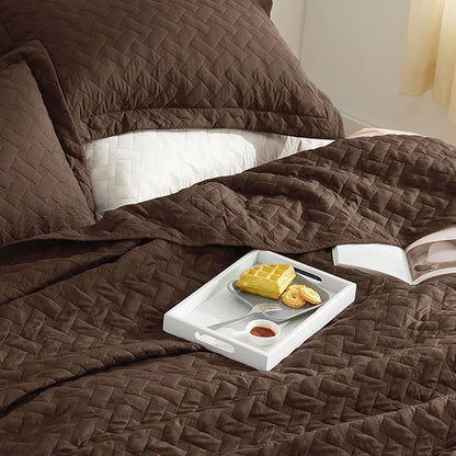Bedsure Quilts King Size - Lightweight Bedspreads King Size with Basket Weave Pattern, Soft Quilt Bedding Set, Brown Comforter Set Coverlet for All Seasons with 2 Pillow Shams (106" x 96") | Skin-Friendly Soft, All-Season Comfort, Breathable, Lightweig...