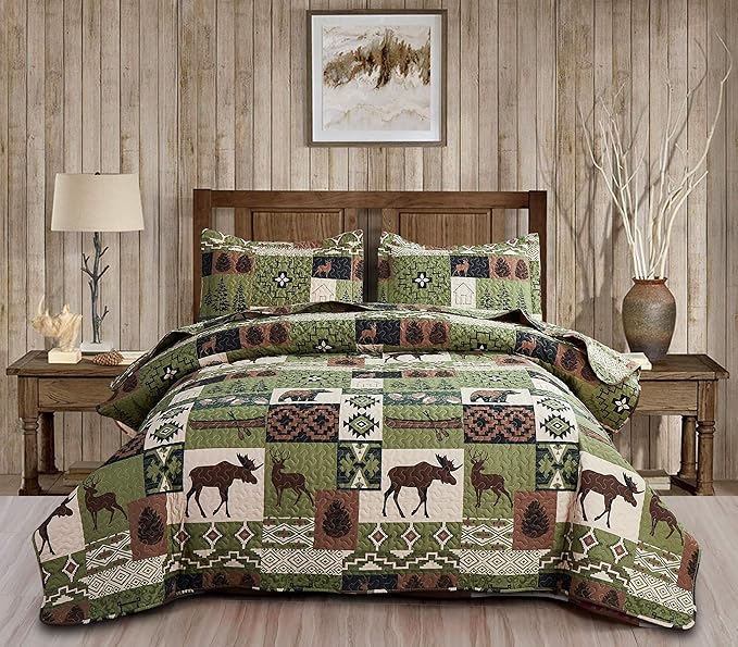 Ycosy Rustic Lodge Quilt Set Moose Elk Bedspread Full/Queen Size Forest Bear Deer Quilt Matcha Green Reversible Festive Cabin Coverlets Farmhouse Decor Bed Cover Sets with 2 Pillow Shams